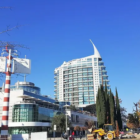 아파트 Parque Nacoes Prime 16 - 3 Quartos 리스본