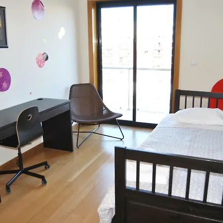 Parque Nacoes Prime 16 - 3 Quartos 리스본