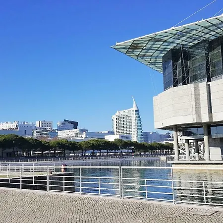 아파트 Parque Nacoes Prime 16 - 3 Quartos 리스본